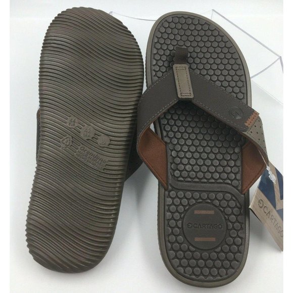 Cartago Barcelona II Men\'s Flip Flops. Conforming